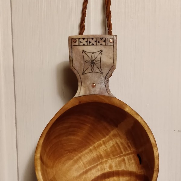 1-gravure-bois-renne-kuksa