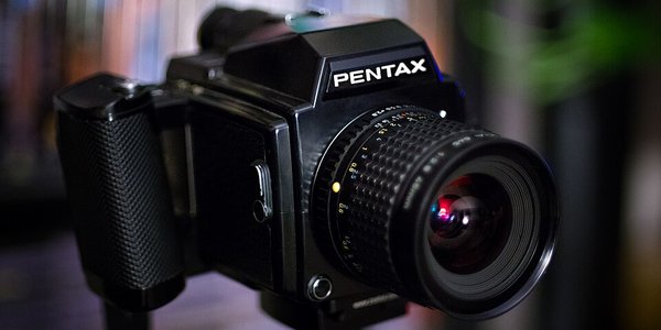 Pentax_645_(10250849023)