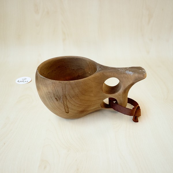 kuksa antes de la limpieza con jabón negro
