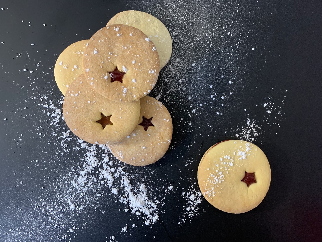 galletas rellenas de mermelada
