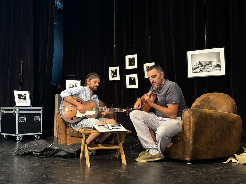 Petit boeuf pour le fun entre Simon et Arnaud