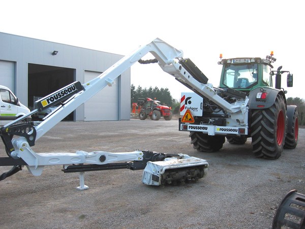 faucheusedebroussailleusefulgor