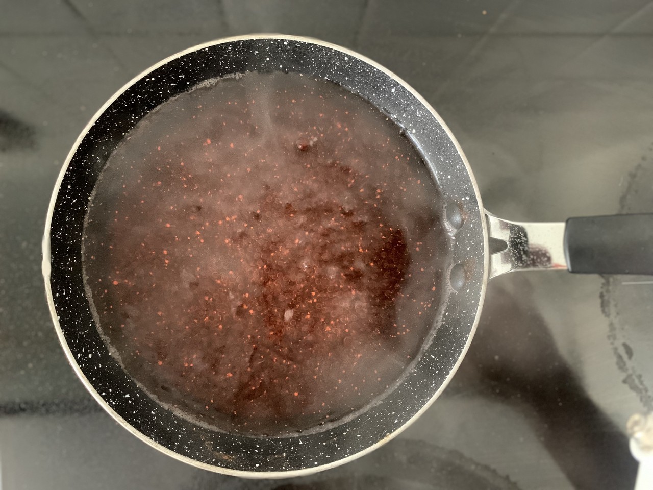 apple and cranberry juices