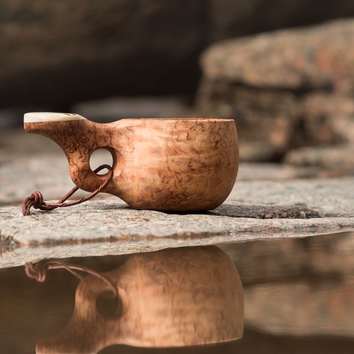 auténtica taza de madera