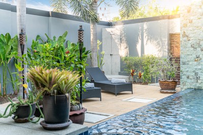 Piscine salon extérieur construction maître d'oeuvre Carnac 3