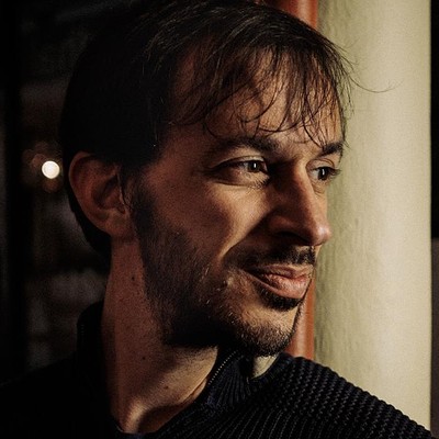 portrait_mat_carre