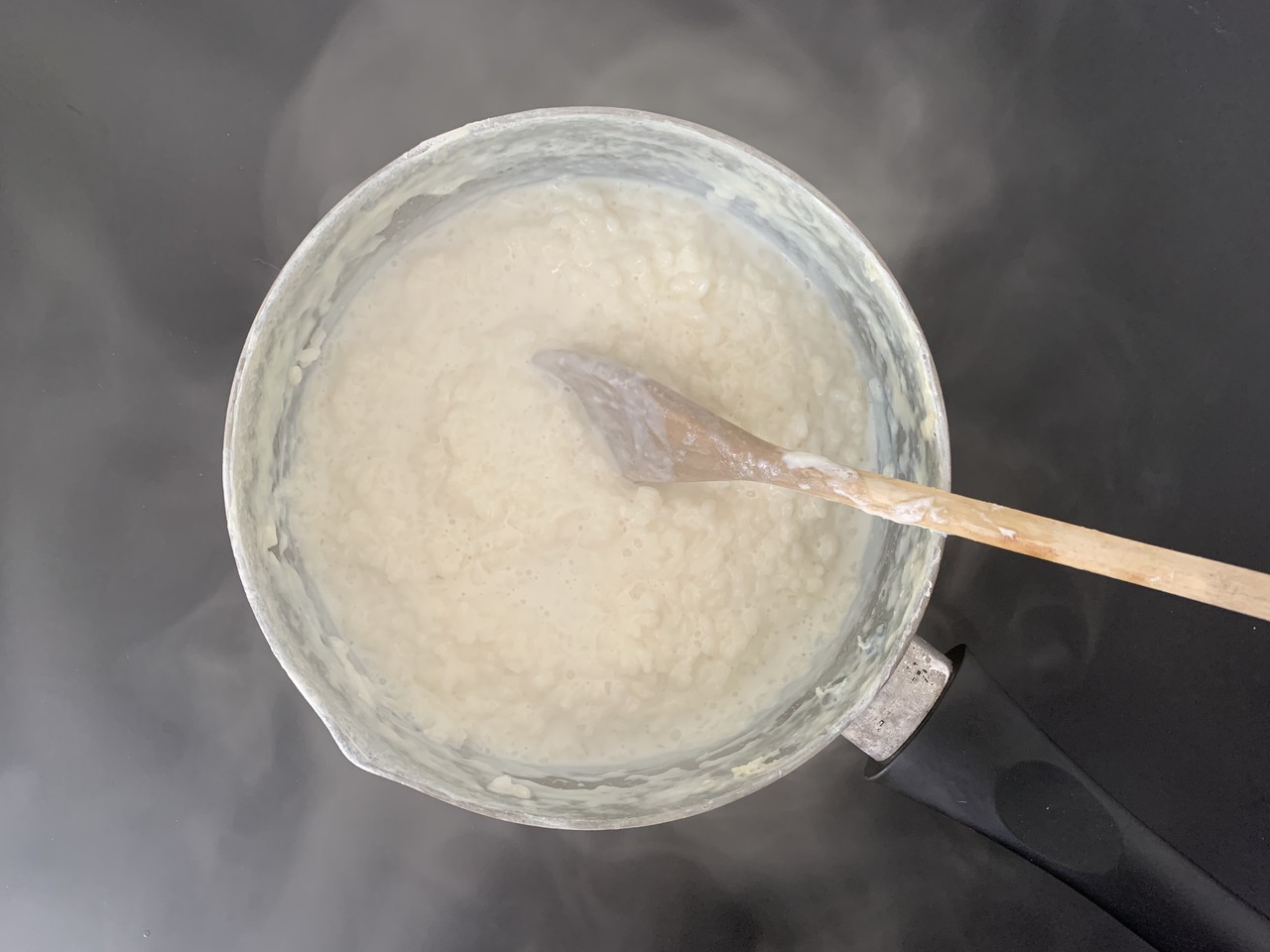 Preparación del arroz con leche