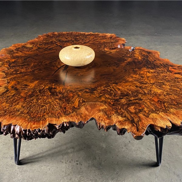 tavolino basso in radica