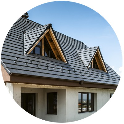 Maison toit ardoises